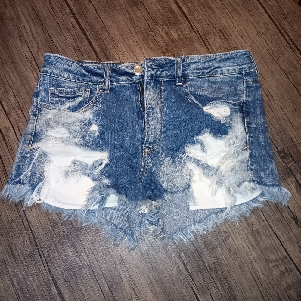 American Eagle Super Distressed Hi-Rise Shortie Sz 12